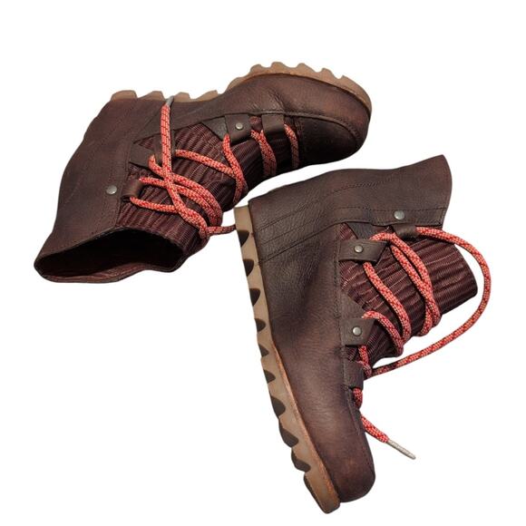 Sorel Women’s Joan of Arctic Wedge III Lace Boot — Waterproof Wedge Boots - Picture 5 of 5